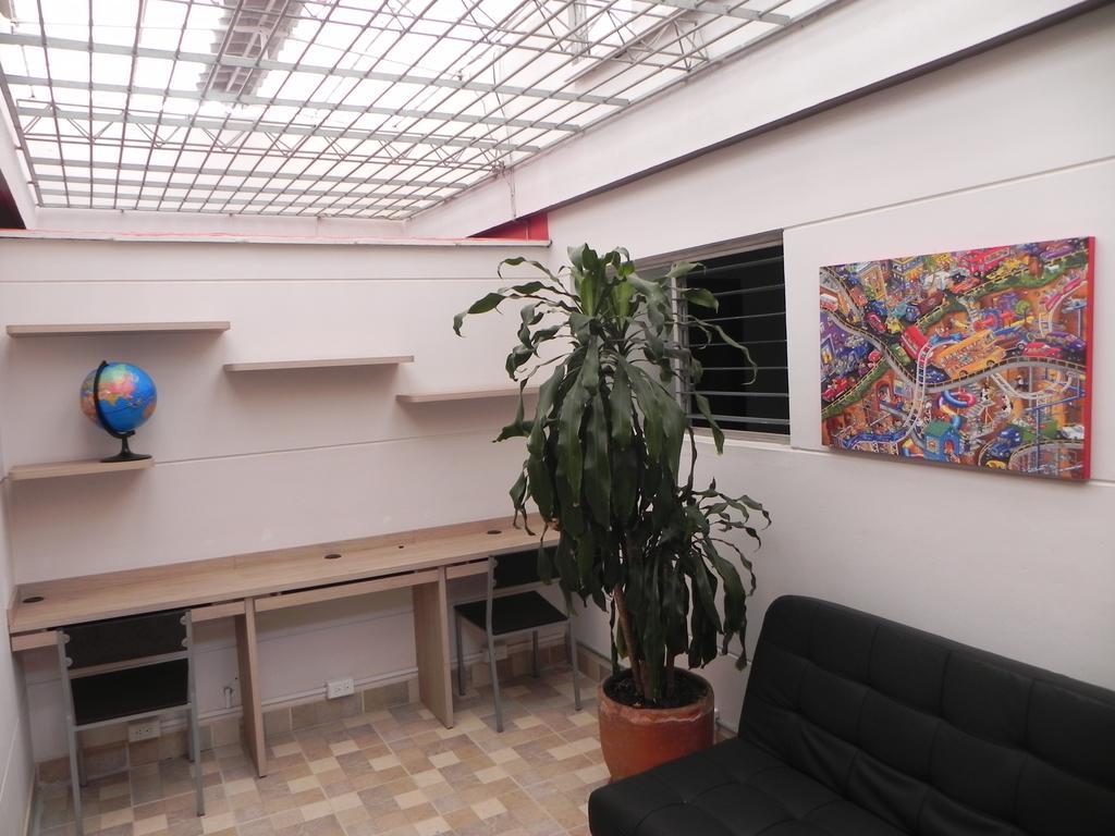Hostal Tamarindo Inn Меделин Екстериор снимка